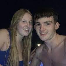 Kelsey Kamfolt's Instagram, Twitter & Facebook