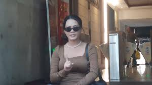 Siskaeee Klaim Dipaksa Jalani Adegan Porno, Cuma Dibayar Segini : Okezone  Celebrity