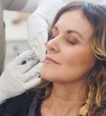 LIP FILLER INJECTABLE