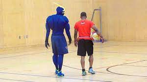 In a desire to obtain equality for all peoples, legendary nba small forward carmelo anthony called out golden state. Remembering A Warriors Superhero On And Off The Court Kqed