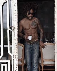 See lenny kravitz pictures, photo shoots, and listen lenny kravitz posts sensual bathtub photo for valentine's day. Lenny Kravitz On Instagram Good Morning I Thank God For Another Day Of Life Each Day Is A New Birth An Opportunity To Lenny Kravitz Kravitz A Day In Life