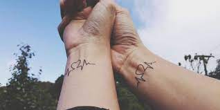 51 Best Matching Couple Tattoos Cool Designs Ideas 2019 Guide Girlfriend Tattoos Couples Tattoo Designs Matching Couple Tattoos