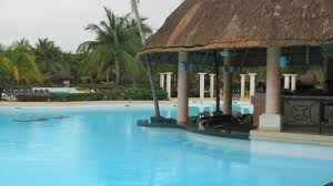 You can take advantage of such services: Grand Palladium Pool And Swim Up Bar Picture Of Grand Palladium Colonial Resort Spa Akumal Tripadvisor