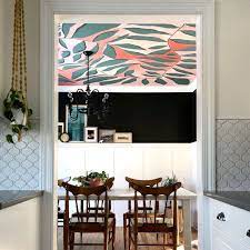 Learn how to decorate your home like a pro. 11 Amazing Dining Rooms With Wallpaper