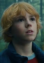 Fan Casting Walker Scobell as Elliot Gilbert in h2o just add water(Reboot) 