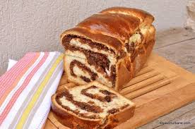 Cozonacul nu ar trebui sa lipseasca de pe masa cu bunatati specifice sarbatorilor de iarna. 470 Cozonac Nusszopf Ideen In 2021 Nusszopf Rumanische Rezepte Nuss