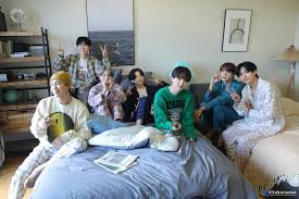 Hochwertige kissen & kissenbezüge zum thema bts rm von unabhängigen künstlern und designern aus. Bts Members Luxury Homes Rm And Jimin Just Dropped Us 11 Million On Two Apartments In The Beverly Hills Of Korea Nine One Hannam But What About V Jungkook Jin Suga And J Hope