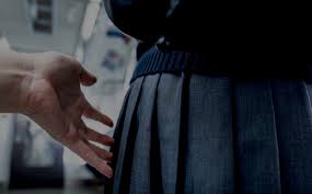 学校での盗撮事件が止まらない-スマホやタブレット悪用が深刻化