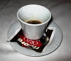 Ho letto le altre risposte e non sono errate, ma ignorano un aspetto importante. Caffe D Orzo In Tazza Grande Tibicon