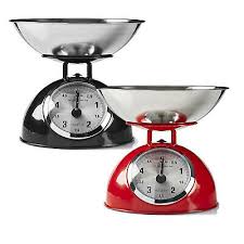 What's also great about this company is that they have a complementary line of retro ranges and stoves, cooktops, dishwashers, a microwave, and even range top hoods that are designed to help create a complete kitchen with a cohesive look. Nedis Retro Traditional Vintage Metal Mechanical Weight Baking 5kg Kitchen Scale Ebay