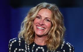 13 αυγούστου 1964) είναι σοβιετική παίκτρια της αντισφαίρισης, η οποία ζει στην ελλάδα. Tzoylia Romperts Ekleise Ta 52 Ths Kai Einai Panemorfh To Glyko Sxolio Ths Syzygoy Toy Tom Xanks