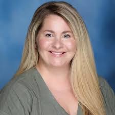 Jessica Dierking's Instagram, Twitter & Facebook