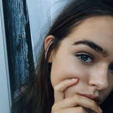 Messy imperfect thick brows just like mine xept mine tend to. 89 Natural Eyebrows Ideas In 2021 Makeup Looks Hair Beauty Hair Makeup