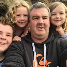 I just noticed this in Madonna's Pappa Don't preach. 🙈