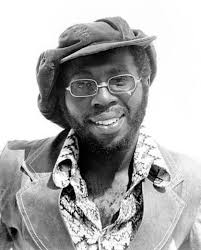 Happy Heavenly Birthday to singer-songwriter, guitarist and record producer  and one of the most influential musicians behind soul and politically  conscious African-American music, Curtis Mayfield.🎤🎸🎶