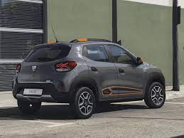 This variant of the electric car will arrive at dealers this fall and starts at €21,790 ($25,931), or €12,220. Dacia Spring Electric Sparschweinchen Stern De