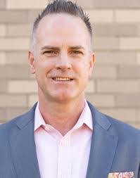 Michael Jette's Instagram, Twitter & Facebook