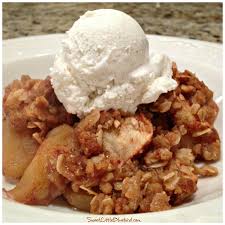 Quick And Easy Apple Crisp Apple Crisp Easy Easy Apple Crisp Recipe Apple Crisp Recipes
