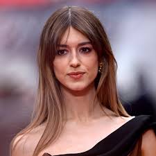 The hidden meaning behind Letizia Ortiz's blue dress at Leonor's  swearing-in ceremony