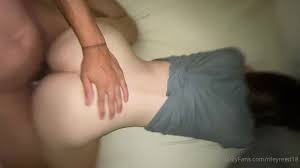 Rileyreed18 Pounded Hard in Doggystyle Onlyfans Porn Leak | Thothub.