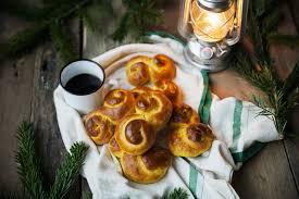 Lussekatter swedish christmas dessert best swedish christmas desserts Swedish Christmas Desserts