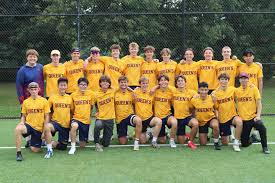 Queen's takes Steeltown! 🇷🇴🚀 It was a great weekend of Frisbee as the  boys went 5-1 en route to a 14-12 victory over UofT in the finals! Standout  performances came from Tommy