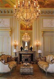 Louis Xvi Paneled Room With Louis Xv Sofas Innendekoration Innenarchitektur Architektur Innenarchitektur