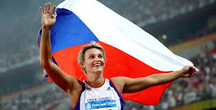 Barbora špotáková is a czech track and field athlete who competes in the javelin throw. Barbora Spotakova Idnes Cz