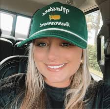 Lifelong 'Dawgs fan Kim Tanaka really wants to see tomorrow's big game in  person, so her friends came up with a brilliant idea: if you've got an  extra spot at the championship