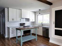 Ikea kitchen cabinet designs are surely wonderful to have for small space kitchen design to create modern and colorful small kitchen with ikea cabinets. Ikea Kitchen Review Pros Cons And Overall Quality The Homestud The Homestud