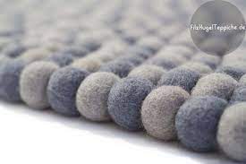 Es ist jeder kugel teppich jederzeit auf amazon verfügbar und kann somit sofort geliefert werden. Filz Kugel Teppich Double Grey Wolle Filzkugel Teppich Filzkugeln Teppich