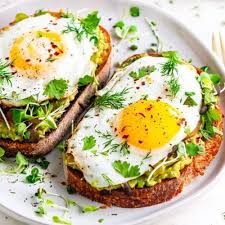 Comment Preparer Un œuf Au Plat A La Perfection Elle A Table Oeuf Au Plat Recette Oeuf Au Plat Plats Au Fromage
