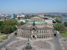 Thalia haus des buches in dresden, dresden. Von Wagners Sommerhaus Bis Zum Strassenbahnmord Railtripping