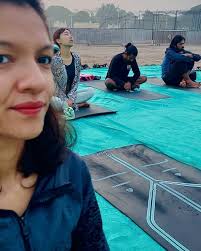 ASHTANGA YOGA PRACTICE in front of MYSORE PALACE with Paramguru  @sharathjoisr SIR , We can all hear his Voice ☺️🥹 What a Beautiful  Experience 🌸❤️🙌🤍, #yoga #yogateacher #mysore #mysorepalace #karnataka ...