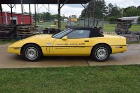 But while the annual indianapolis 500 may be a stickler for tradition, there is one crucial element that changes every year: 1986 Chevrolet Corvette Indy 500 Pace Car Lawler Auction Company