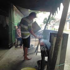 Seribuwarkop #tulungagung #toeloengagoeng #nyete #ngopi , selamat menikmati. Sate Kambing Atmaja Kauman