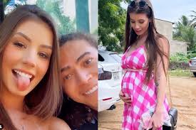 Whindersson nunes tem umas das páginas no youtube mais seguidas do brasil e costuma fazer shows ao redor do país. Gravida Maria Lina Exibe A Barriguinha A Espera Do Primeiro Filho Com Whindersson Nunes