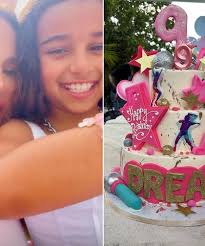 Ryan Gosling and Britney Spears Stage 'Mouseketeer' Reunion