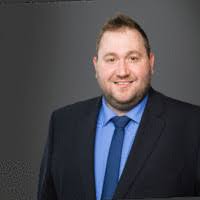 10+ "Adrian Horst" profiles