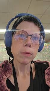 Pagan women veiling for religious reasons