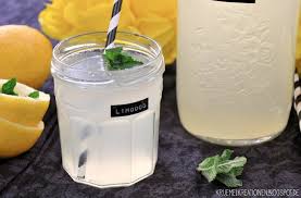 Dass cocktails alkoholfrei und mit natürlichen, gesunden zutaten mindestens genauso gut schmecken, beweisen die folgenden rezeptideen mit heimischen superfoods. Alkoholfreie Drinks Erfrischende Kindercocktails Fur Den Sommer