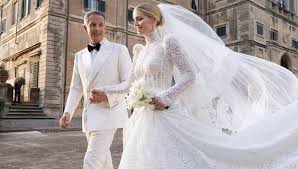 Check spelling or type a new query. Moda De La A La Z Eva Ro