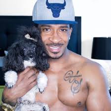 Barry Green (@BarryGr87766446)