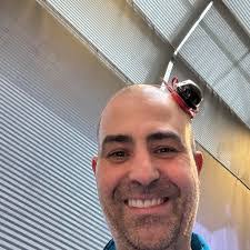 Roderick Blizzard's Instagram, Twitter & Facebook