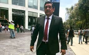 Félix salgado macedonio, del grupo parlamentario morena, con la que presenta su solicitud de. Senador De Morena Propuso Prohibir Los Colores Que Usa El Pri