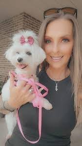 Cynthia Nappi's Instagram, Twitter & Facebook