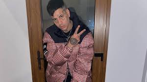 El exponente del trap inició el ca7riel, en los cuales duki sigue demostrando que de la mano del talento y la originalidad, se trasciende fronteras. Duki Lanza Su Nuevo Album Desde El Fin Del Mundo Xoxo News Celebs