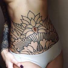 These are the most popular tattoo designs for women to get this year! 52 Schone Magen Tattoo Designs Fur Manner Und Fur Madchen My Blog Belly Tattoos Tattoos Tummy Tattoo