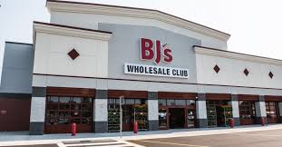Earn 5% cash back each quarter at different places up to quarterly max when you activate. Not Sure If Wholesale Clubs Are Worth It Why Not Give This Effectively Free Bj S Membership A Try 9to5toys