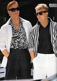 80er Jahre Outfit Selber Machen Funky Kostum Ideen Maskerix De 80er Jahre Kostum 80er Jahre Mode 80er Jahre Kleidung